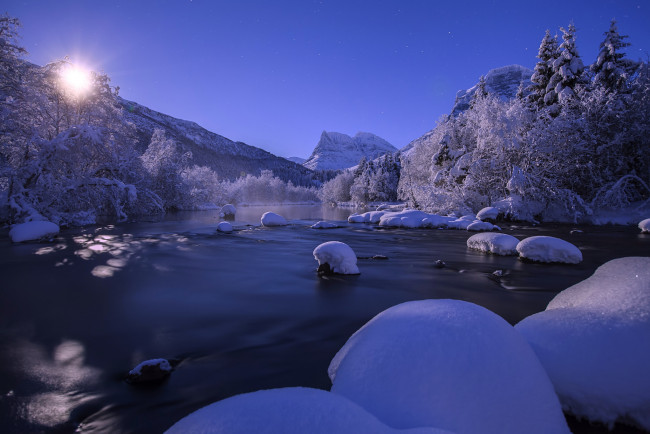 Обои картинки фото природа, зима, norway, норвегия, река, снег, горы, пейзаж
