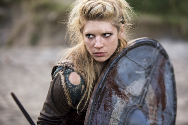 Обои картинки фото vikings, кино фильмы, vikings , 2013,  сериал, актриса, блондинка, девушка, katheryn, winnick