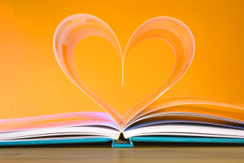 Картинка разное канцелярия +книги книга страницы сердечко