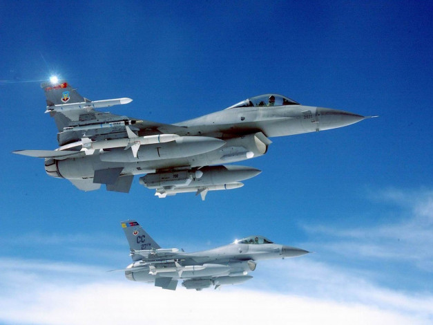 Обои картинки фото f16, falcon, авиация, боевые, самолёты