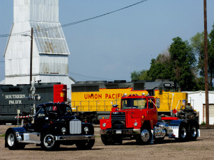 Картинка автомобили mack