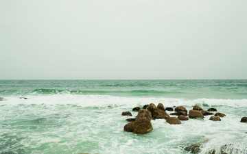 Картинка природа моря океаны море камни берег