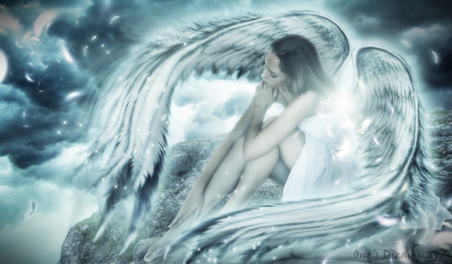 Обои картинки фото фэнтези, фотоарт, небо, тучи, перья, angel, девушка, крылья, ангел, арт, фантастика