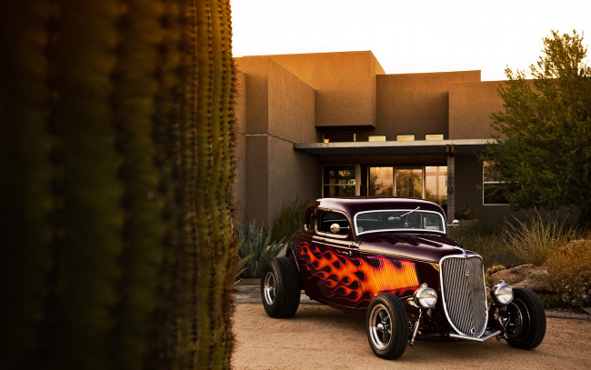 Обои картинки фото ford coupe 1933 hot-rod, автомобили, hotrod, dragster, хот-род, дом, кактус, 1933, пустыня, hot-rod, coupe, ford, форд, купе, огонь, пламя