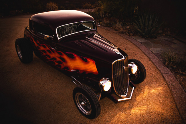 Обои картинки фото ford coupe 1933 hot-rod, автомобили, hotrod, dragster, хот-род, свет, ночь, купе, форд, 1933, hot-rod, coupe, ford, пламя