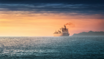 Картинка корабли грузовые+суда море корабль закат