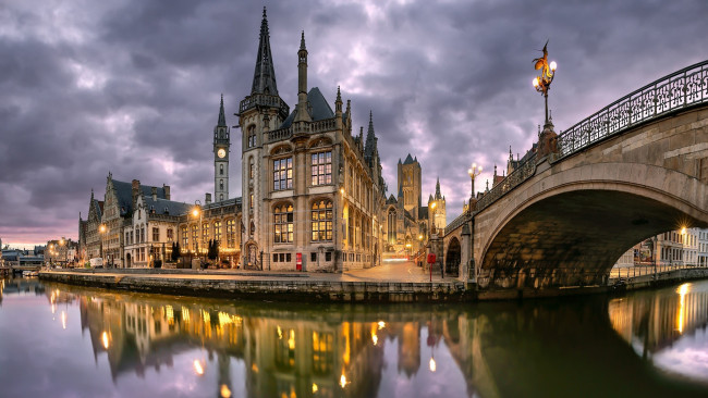 Обои картинки фото города, гент , бельгия, река, вечер, мост, фонари, огни