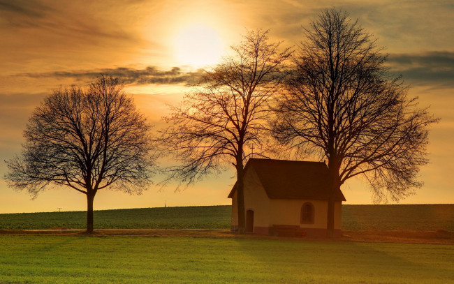 Обои картинки фото природа, восходы, закаты, дом, поле, деревья