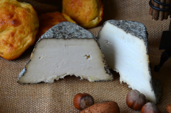 Картинка l`estringoll+amb+pebre еда сырные+изделия сыр