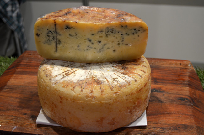 Обои картинки фото blau gadea artesans, еда, сырные изделия, сыр