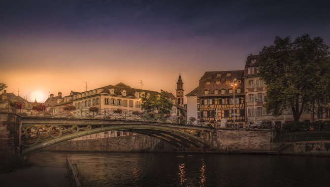 Обои картинки фото pont saint-thomas in strasbourg,  france, города, страсбург , франция, мост, река