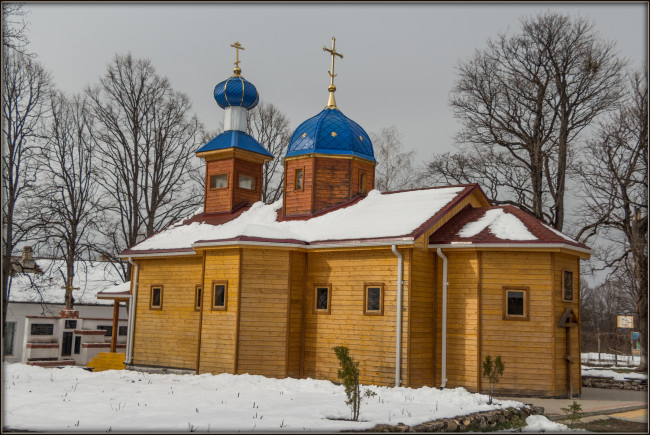 Обои картинки фото города, - православные церкви,  монастыри, михайло, афонская, закубанская, пустынь, дерево, часовня, православие, успенский храм