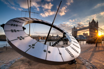 Картинка города лондон великобритания мост солнечные часы солнце конструкция