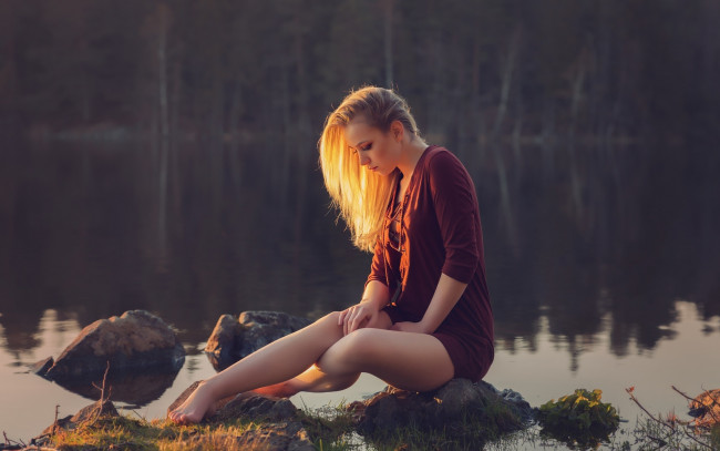 Обои картинки фото девушки, -unsort , блондинки, река