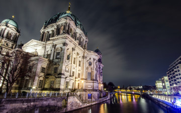 Картинка города берлин+ германия огни вечер собор река