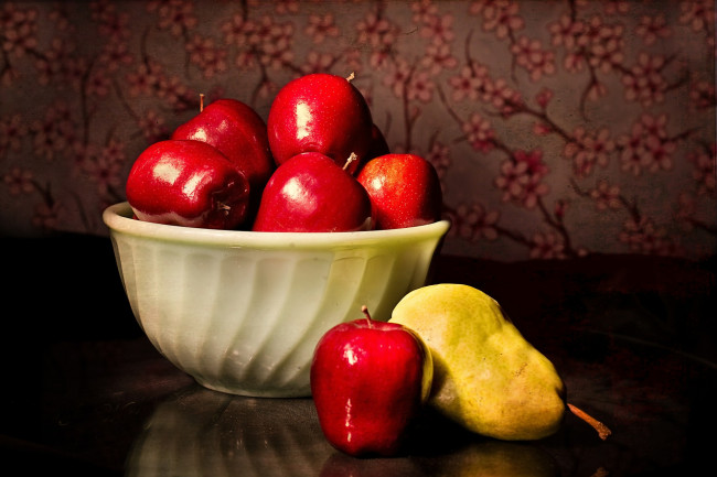Обои картинки фото еда, фрукты,  ягоды, груши, яблоки, натюрморт