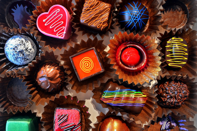 Обои картинки фото еда, конфеты,  шоколад,  мармелад,  сладости, шоколадные, ассорти