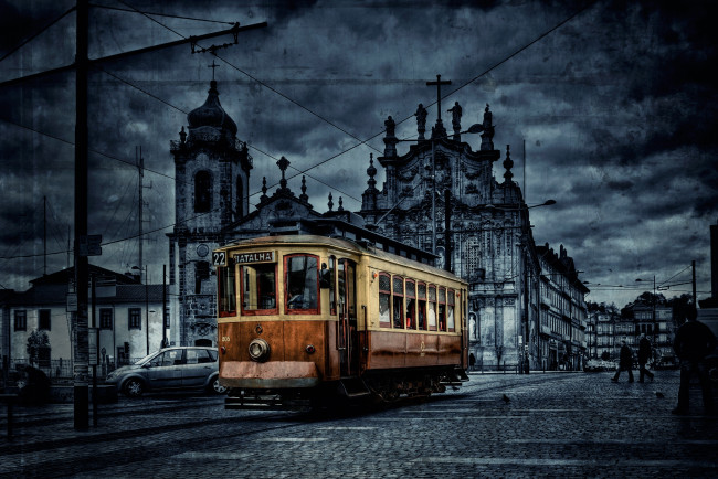 Обои картинки фото техника, трамваи, цвет, город