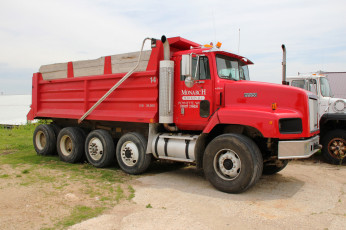 Картинка international+paystar+5000+dump+truck автомобили international грузовик тяжёлый