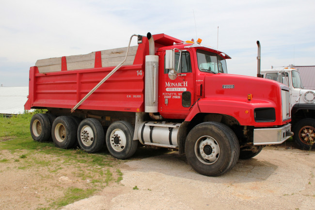 Обои картинки фото international paystar 5000 dump truck, автомобили, international, грузовик, тяжёлый