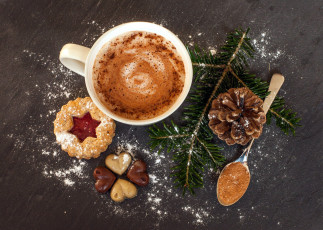 Картинка праздничные угощения печенье ветка еловая шишка какао