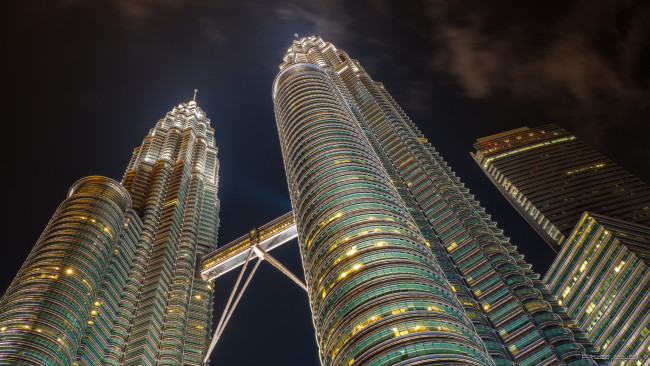 Обои картинки фото petronas twin towers,  kuala lumpur, города, куала-лумпур , малайзия, башни