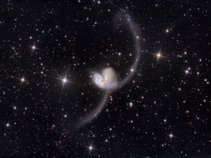 Картинка антенны космос галактики туманности