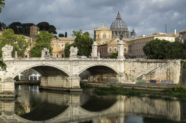Обои картинки фото италия, города, рим,  ватикан , водоем, деревья, здания, мост