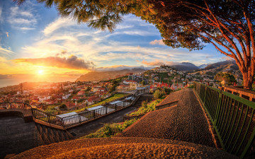 Картинка города -+пейзажи дома португалия madeira небо солнце море побережье горизонт облака закат пейзаж горы