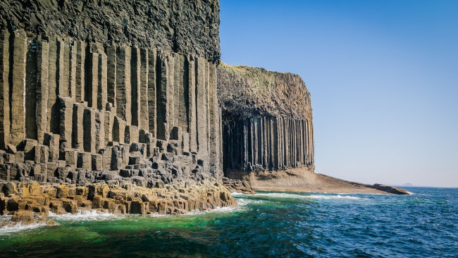 Обои картинки фото fingal`s cave beach,  scotland, природа, побережье, fingal's, cave, beach, scotland