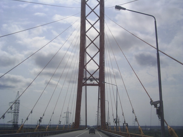 Обои картинки фото мост, сургуте, через, обь, города, мосты