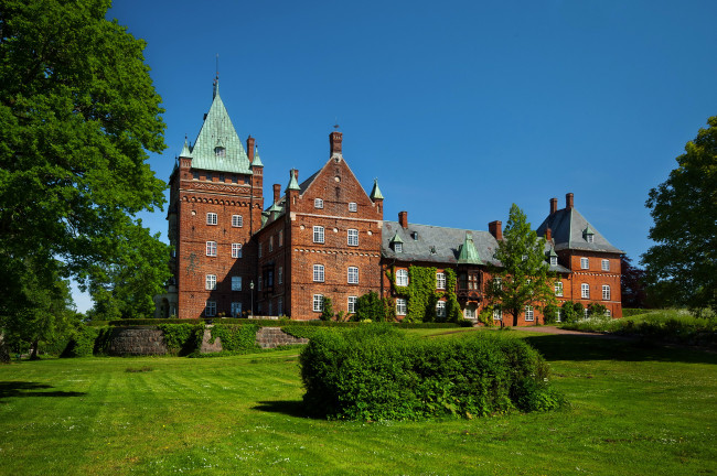 Обои картинки фото castle, trolleholm, швеция, города, дворцы, замки, крепости, замок