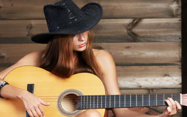 Обои картинки фото музыка, - другое, браслет, гитара, шляпа, девушка