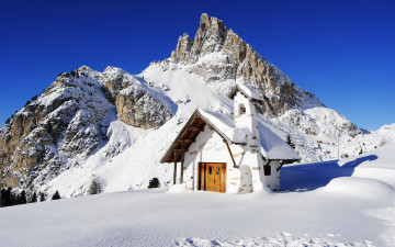 обоя природа, горы, дом, снег, пейзаж