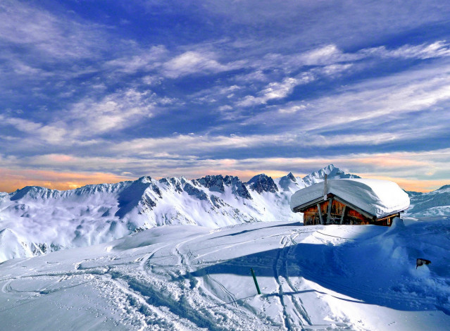 Обои картинки фото природа, зима, снег, швейцария, горы, дом