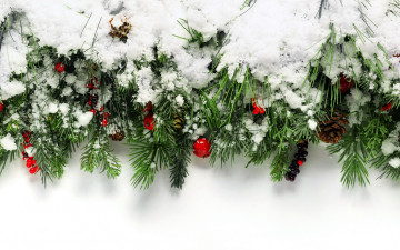 обоя праздничные, - разное , новый год, new, year, украшения, новый, год, зима, merry, christmas, decoration, xmas, happy, ягоды, рождество, елка, snow, снег, winter
