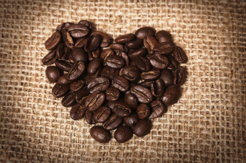 Картинка еда кофе +кофейные+зёрна мешковина сердце зерна