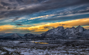 Картинка природа восходы закаты закат озеро снег горы облака зарево