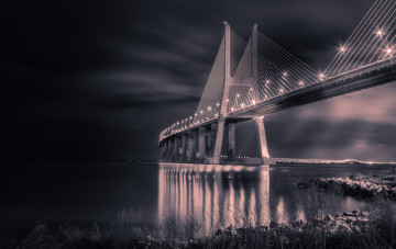Картинка города -+мосты мост ночь опора португалия огни