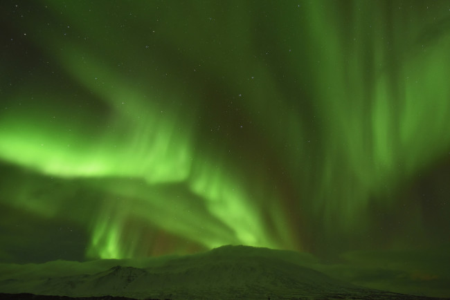 Обои картинки фото природа, северное сияние, северное, сияние, небо, звезды, исландия, горы