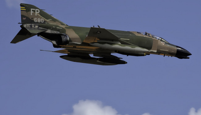 Обои картинки фото f-4b phantom ii, авиация, боевые самолёты, ввс