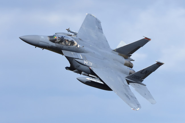 Обои картинки фото f-15e strike eagle, авиация, боевые самолёты, ввс