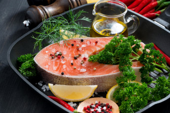 Картинка еда рыба +морепродукты +суши +роллы соль свежая форель укроп лимон масло петрушка