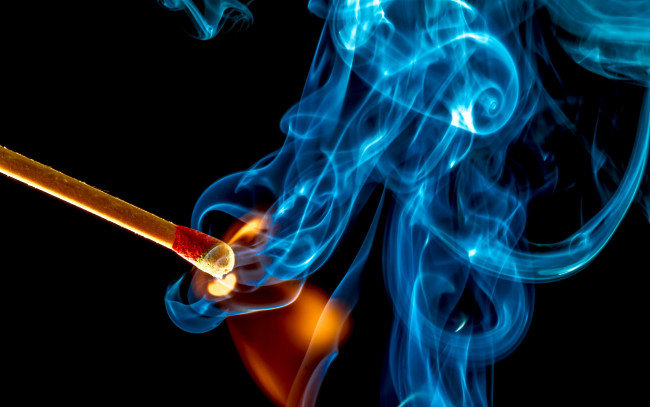 Обои картинки фото разное, курительные, принадлежности, спички, спичка, пламя, дым