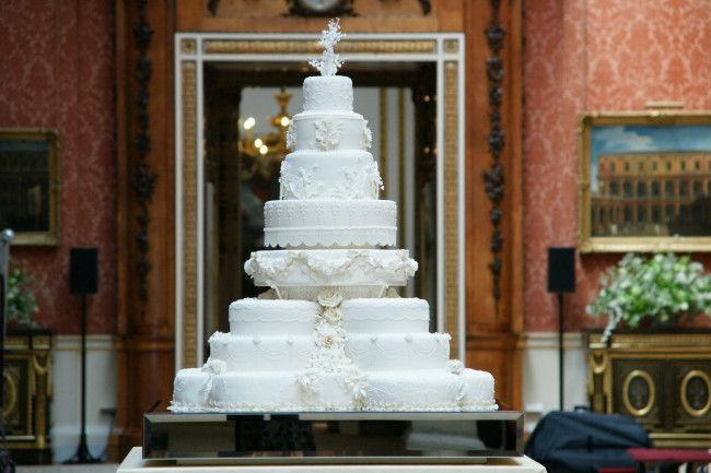 Обои картинки фото еда, торты, королевский, свадебный, торт