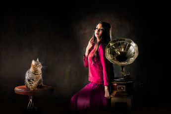 Картинка музыка -другое граммофон кошка взгляд девушка
