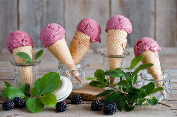 Картинка еда мороженое +десерты ежевика ягоды
