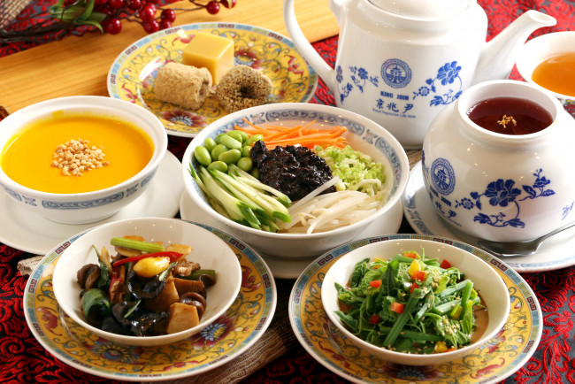 Обои картинки фото еда, разное, чай, посуда, овощи, суп, ассорти, блюда, японская, кухня
