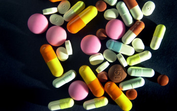 Картинка разное медицина лекарства капсулы таблетки