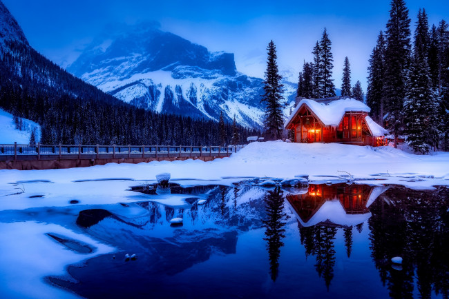 Обои картинки фото города, - пейзажи, зима, горы, отражение, снег
